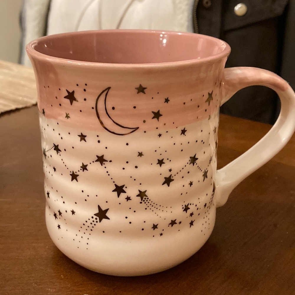 MOON & STARS pink & white mug.  Gently used, great condition. Holds 12 oz